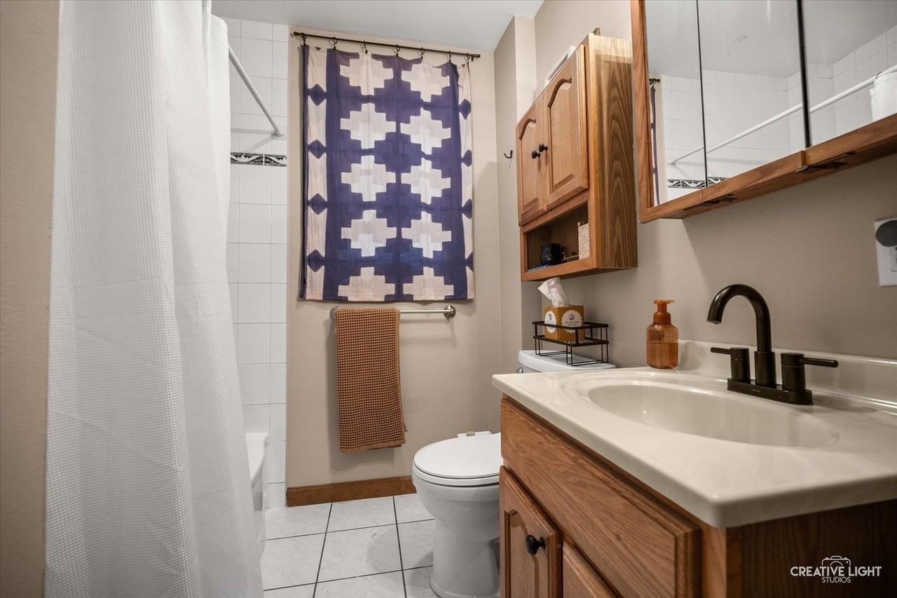 1125 Ash St - Photo 7 of 17