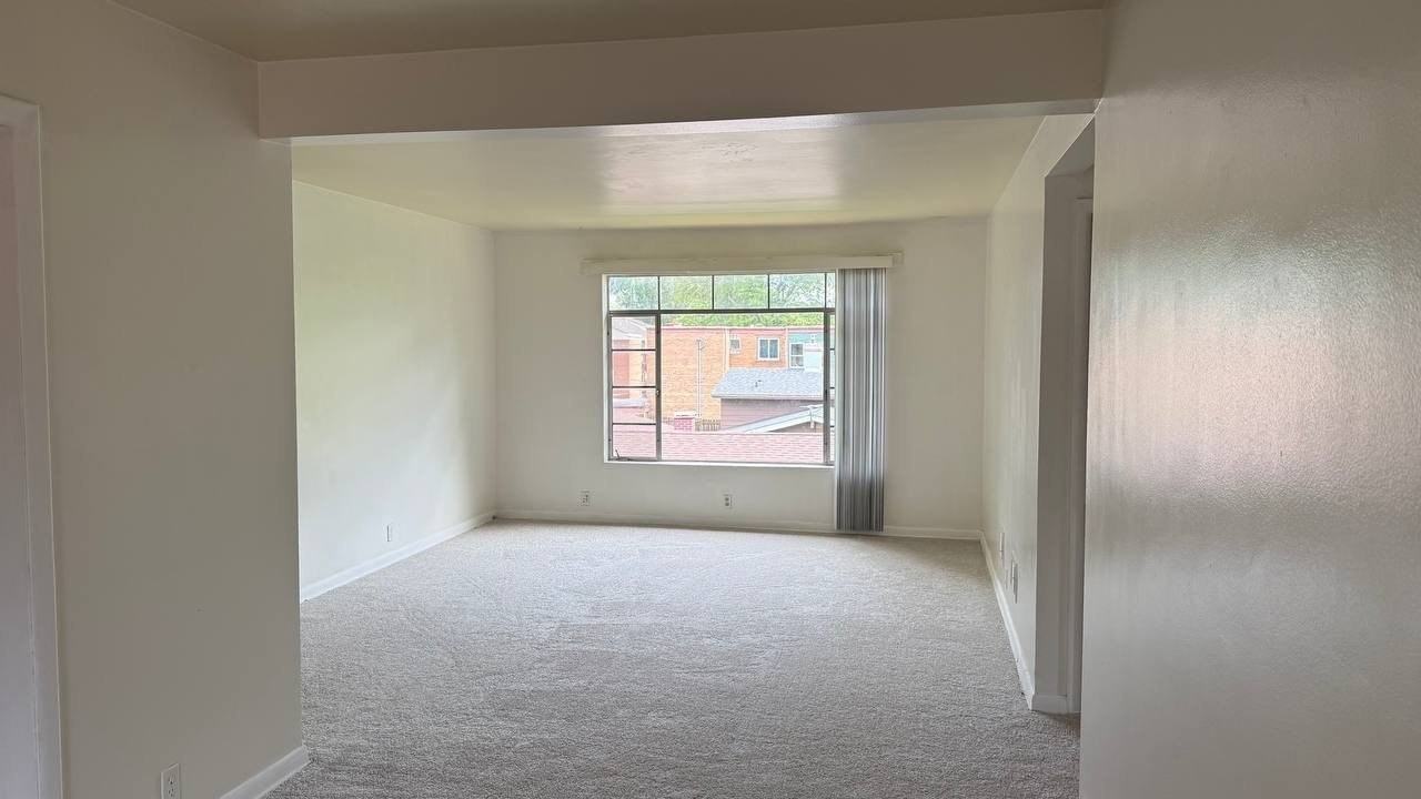1014 Edwards St #3 - Photo 3 of 11