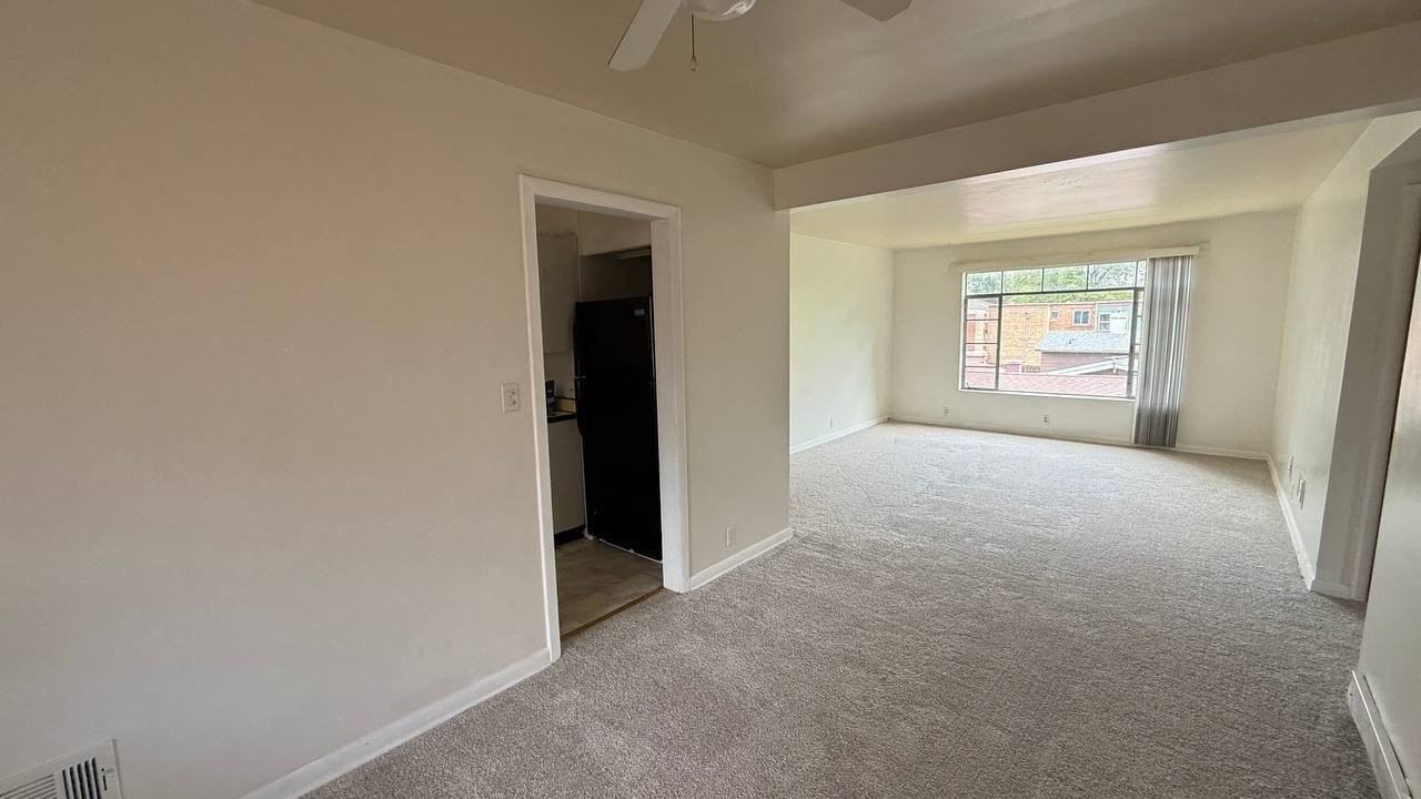 1014 Edwards St #3 - Photo 5 of 11