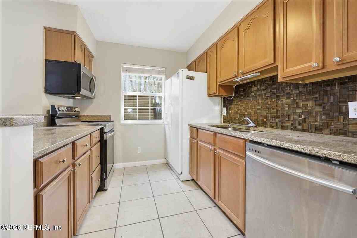 4810 Windrush Ln #C4A - Photo 3 of 16
