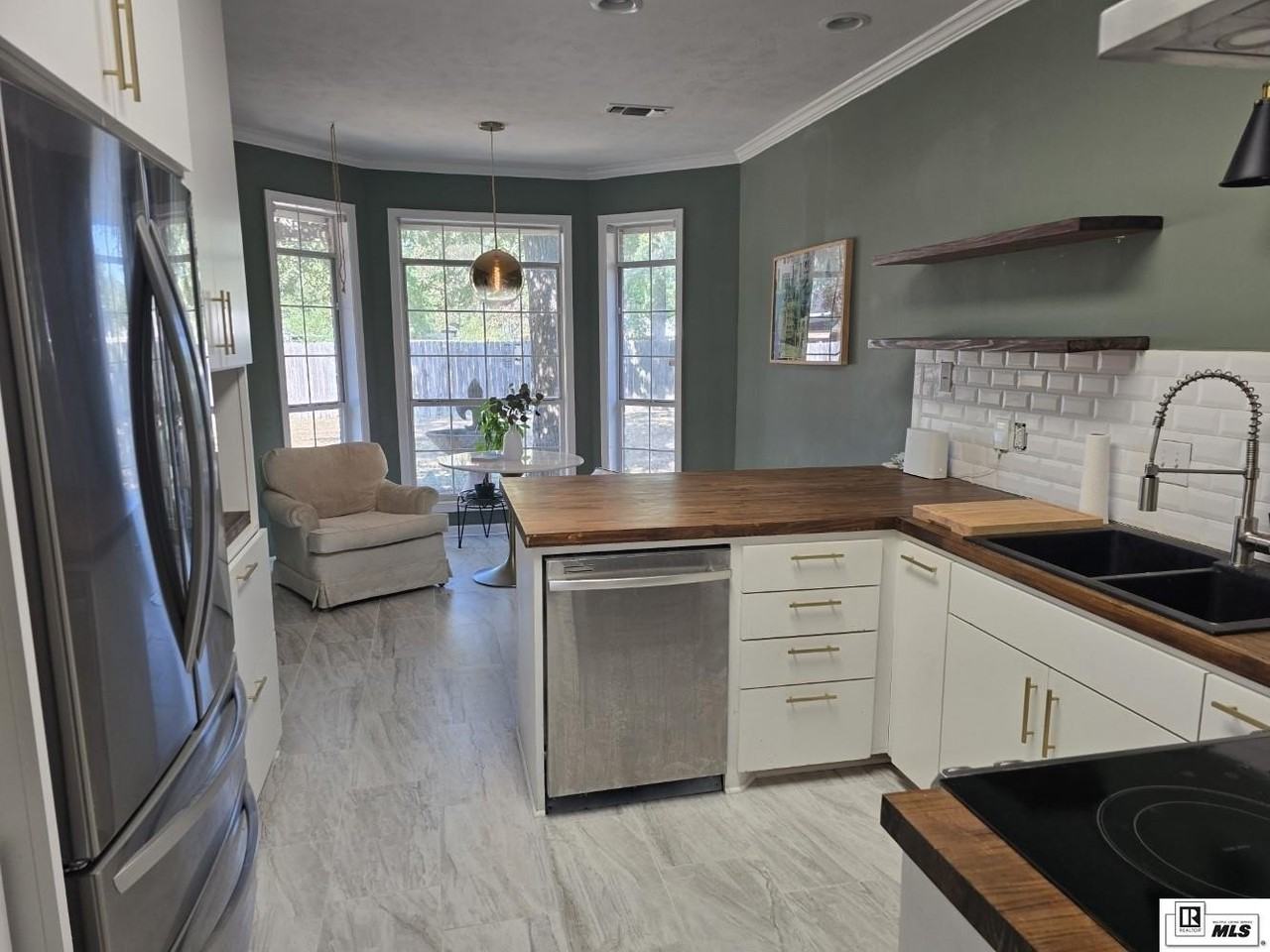 114 Sylvan Lakes Dr - Photo 6 of 17