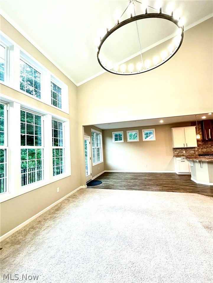 7178 Hawthorn Trce - Photo 4 of 36