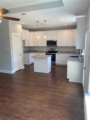 70445 3rd St - Photo 4 of 9