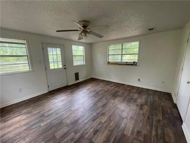 316 Alexander Dr - Photo 2 of 4