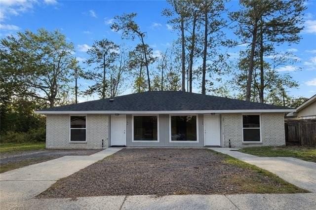 736 Walnut St - Photo 2 of 12