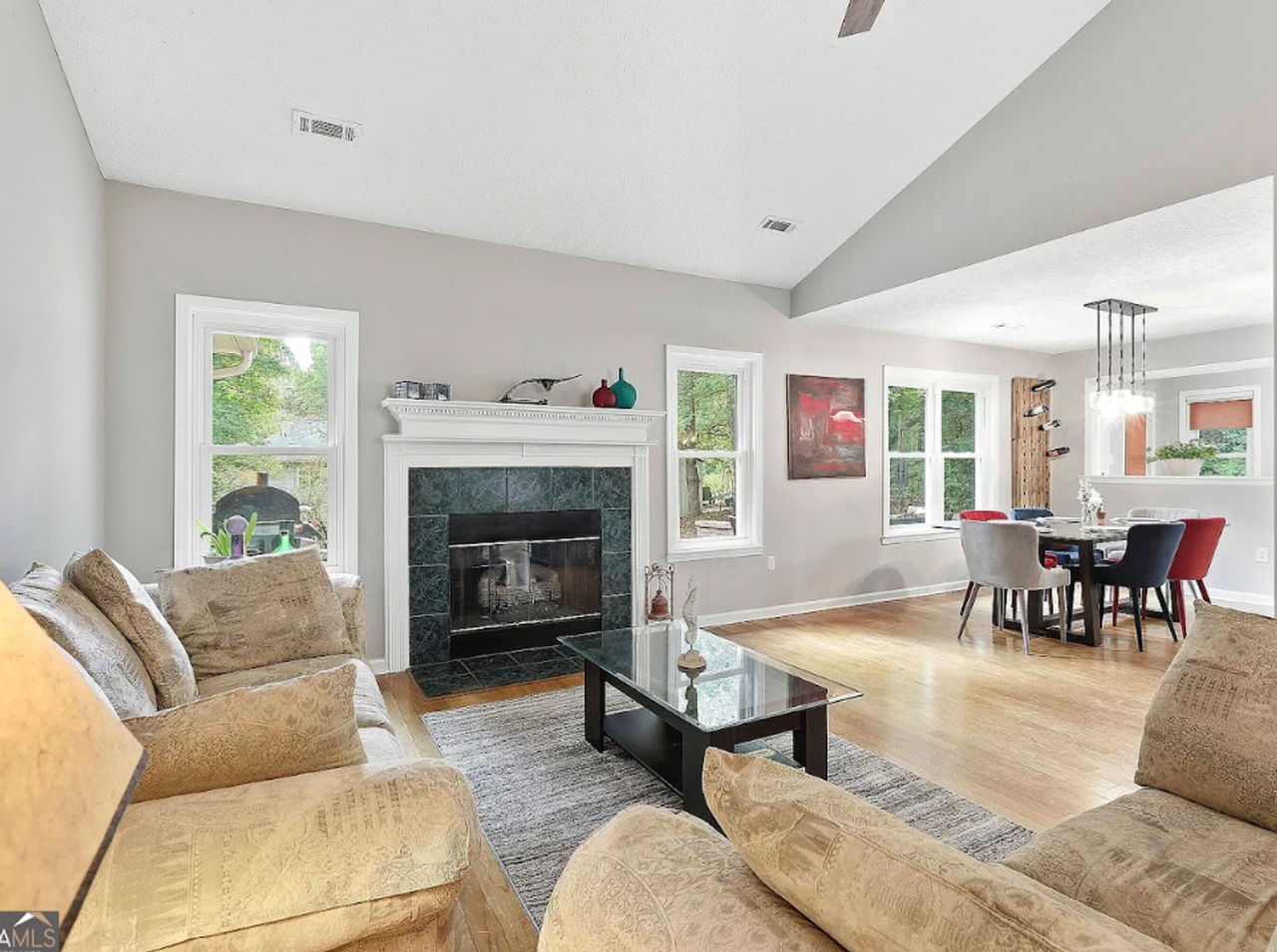 102 Belvedere Ln - Photo 5 of 21