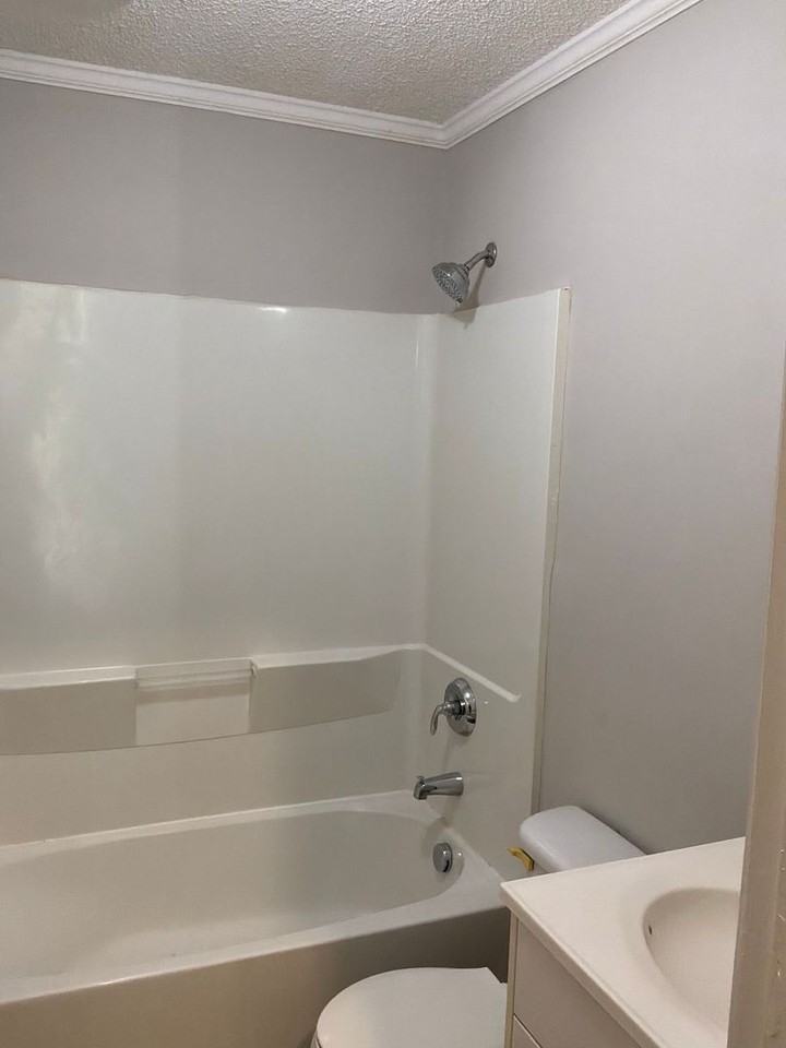 1210 Branch St - Photo 2 of 7