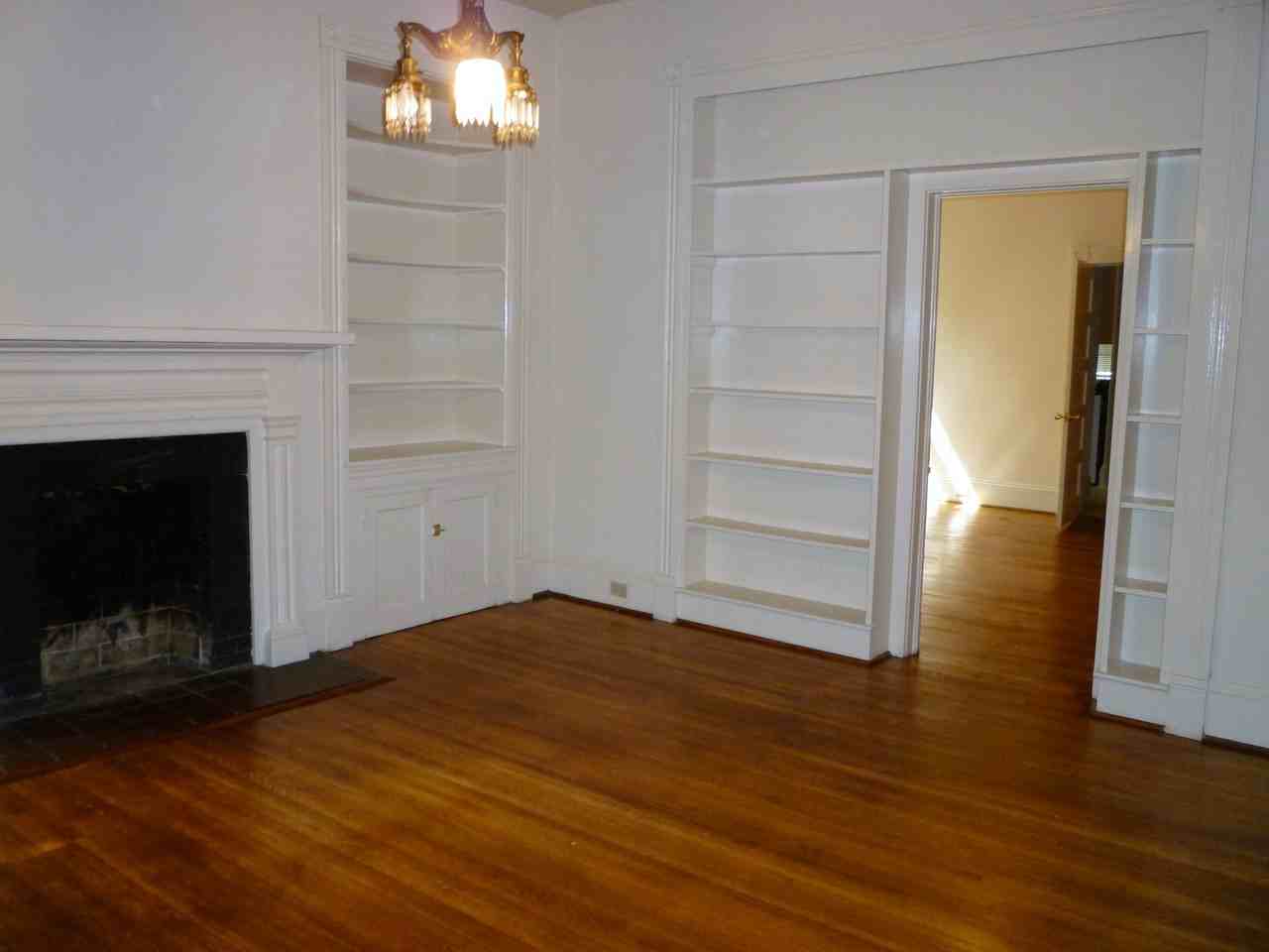 1121 Wertland Street - Photo 2 of 10