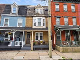 featured image of 684 Columbia Ave