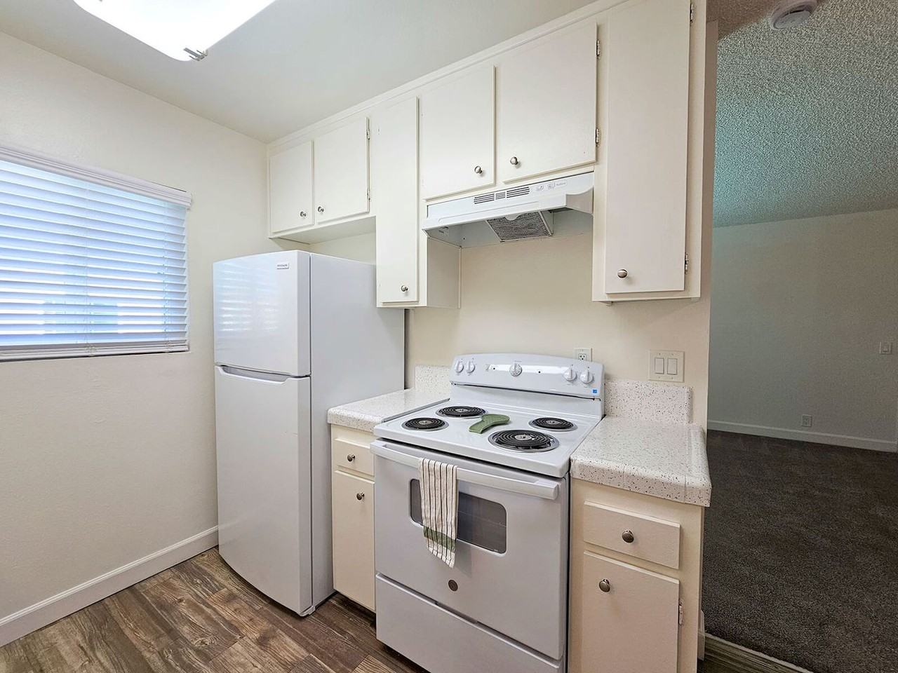 Villa Nova Apartments - Photo 7 of 29