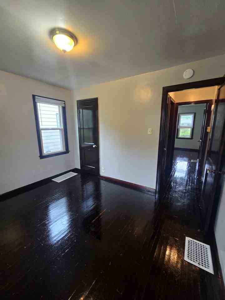 1415 N Concord St - Photo 5 of 8