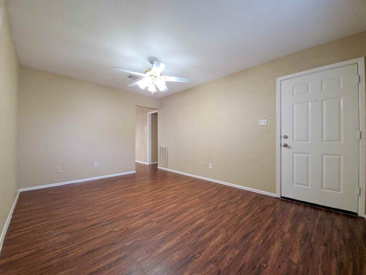 14826 Weil Pl - Photo 3 of 21