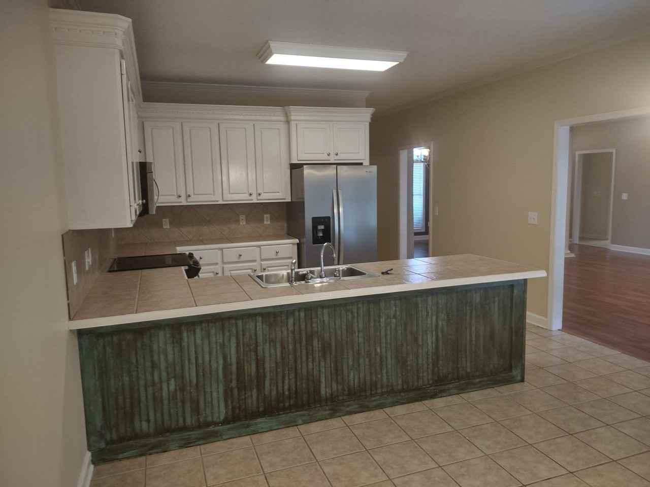 902 Glen Cv - Photo 5 of 23