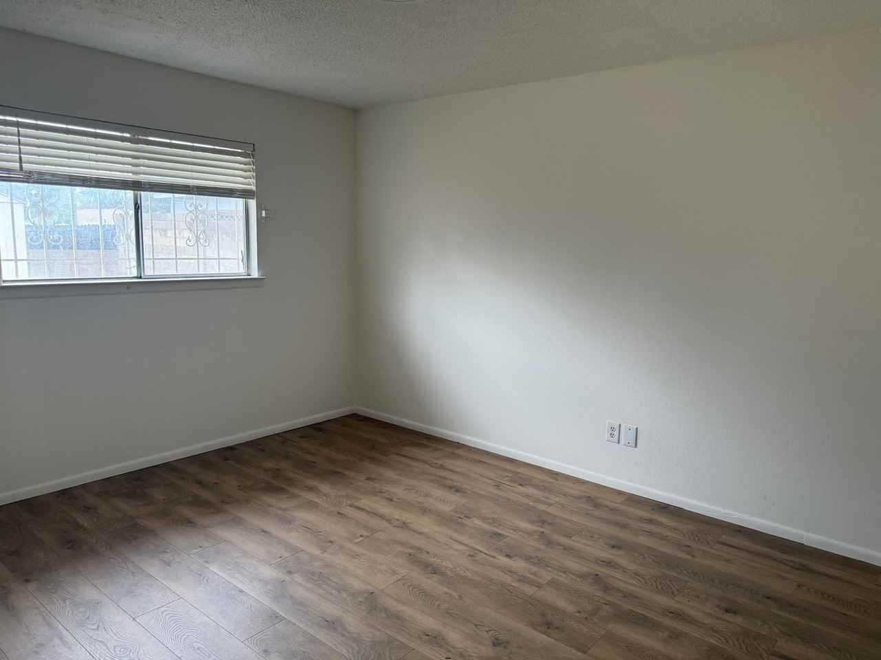 12029 Brentwood Hills Blvd Ne - Photo 6 of 14