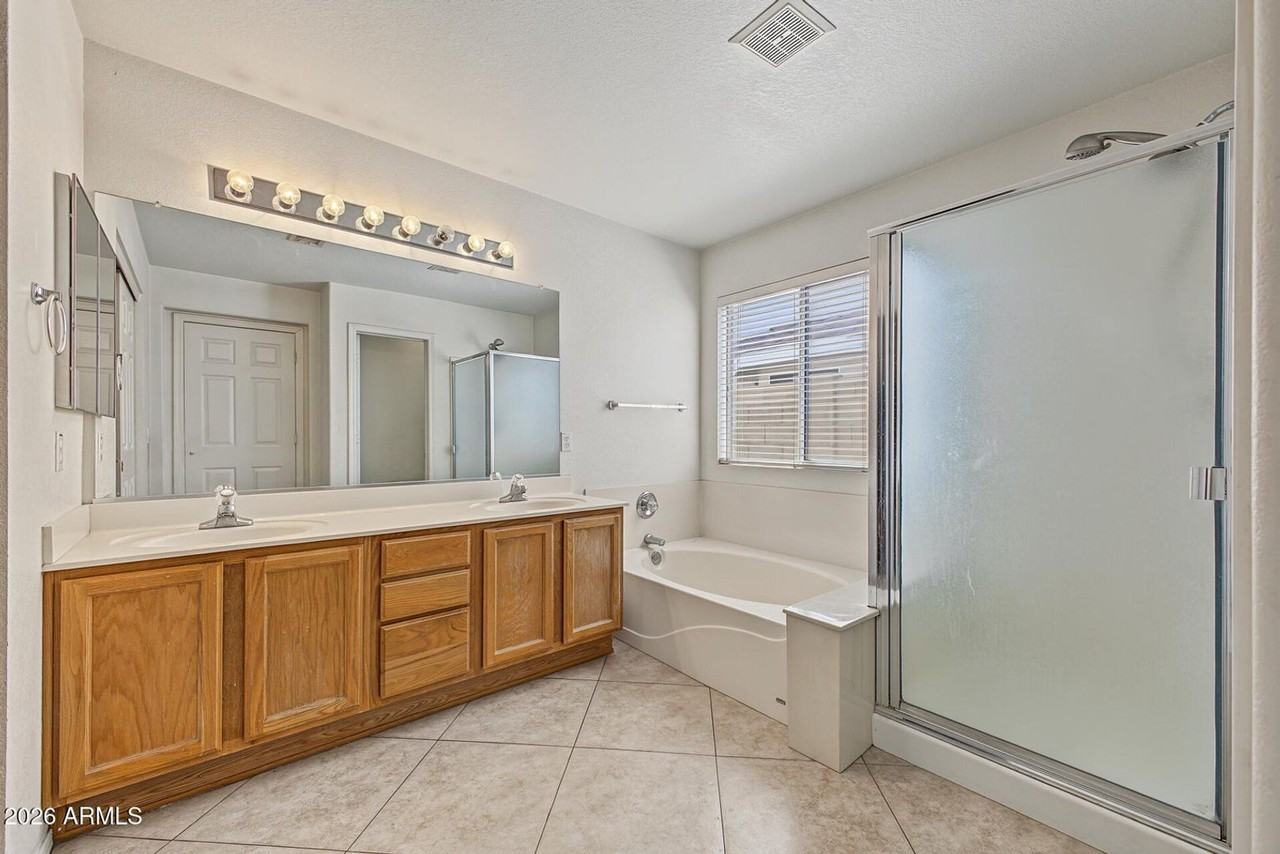 4008 W Bloomfield Rd - Photo 7 of 17