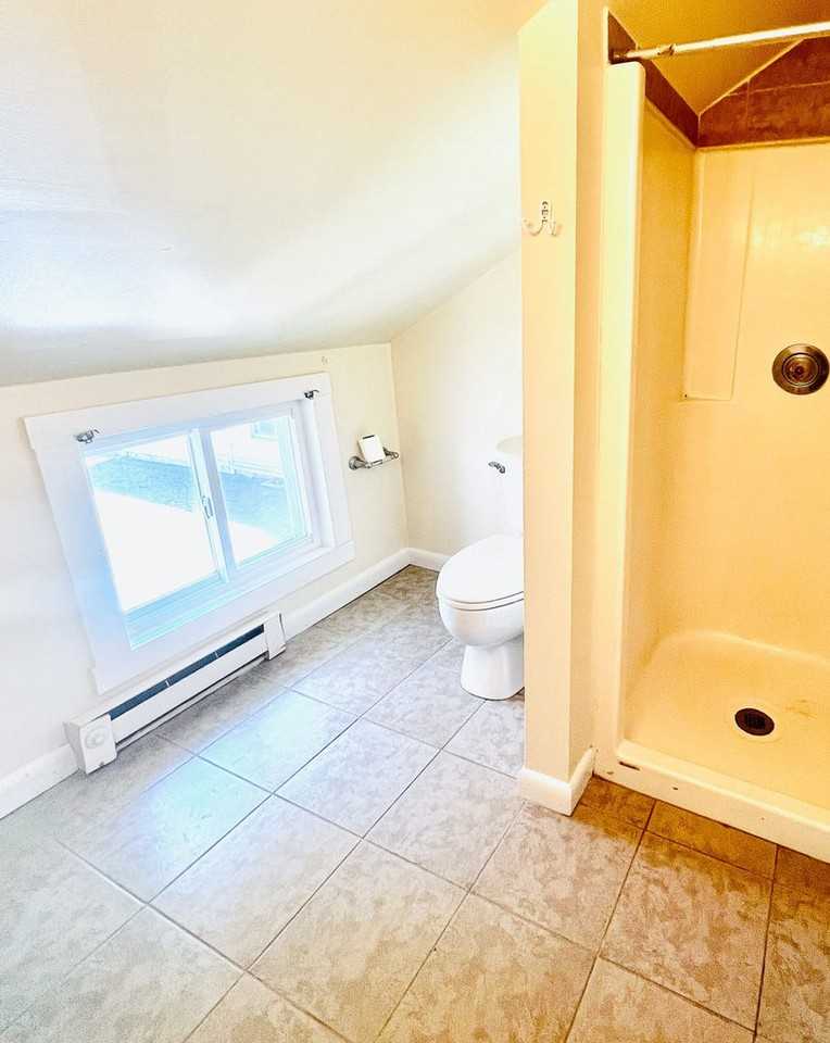 329 North St - Photo 3 of 14