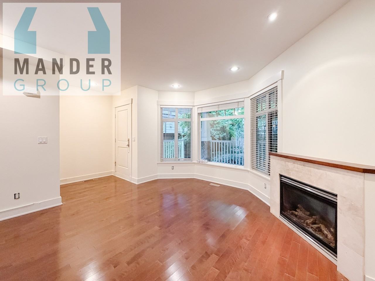 205 East 8th Street - Photo 3 of 25