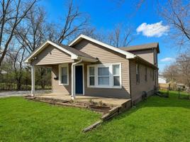 featured image of 1119 E 84th St