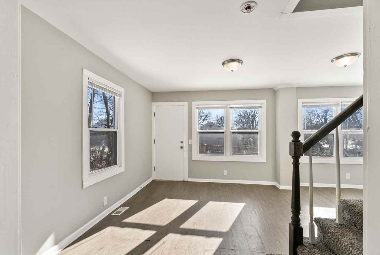 1119 E 84th St - Photo 5 of 23
