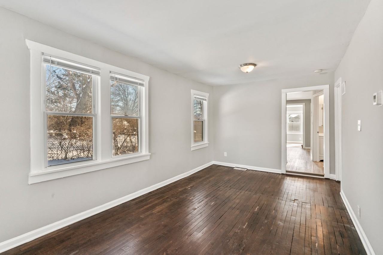 1119 E 84th St - Photo 6 of 23