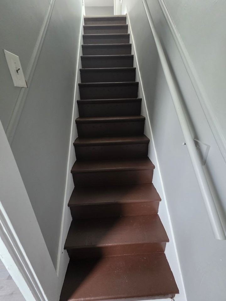 2109 Harbor St - Photo 4 of 10