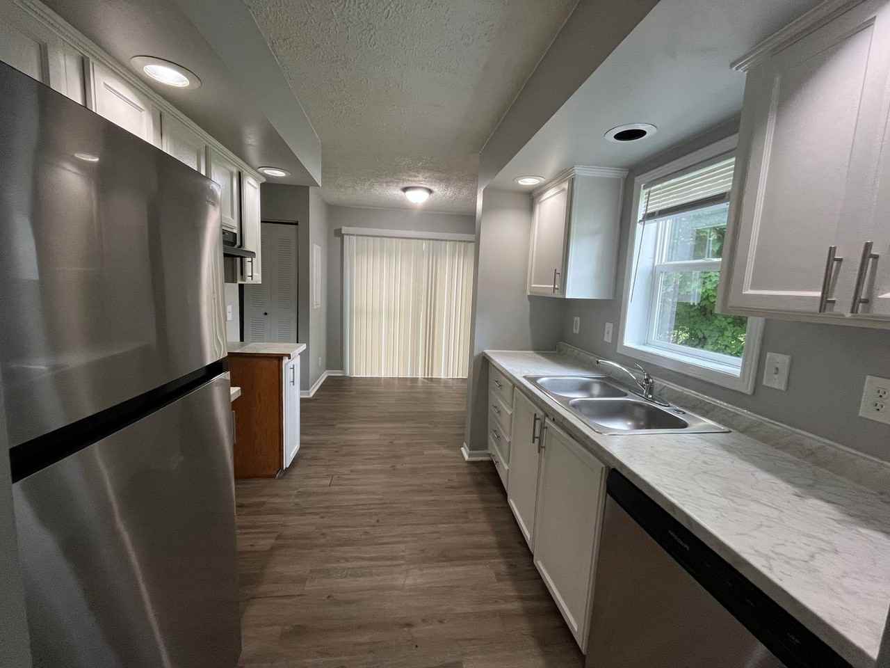 522 S Wittenberg Ave - Photo 5 of 18