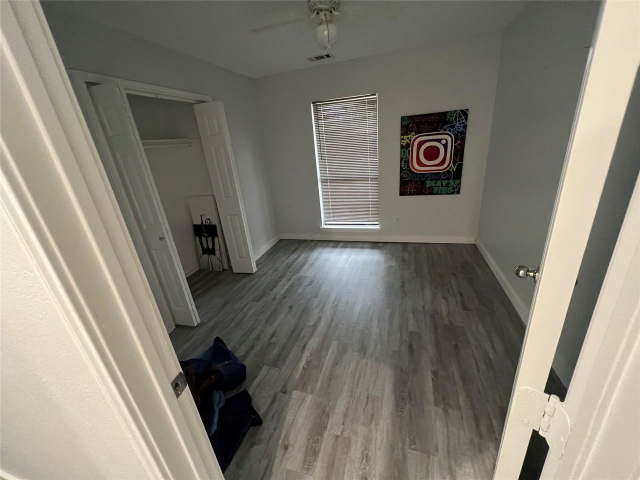 5640 Truitt St - Photo 7 of 12
