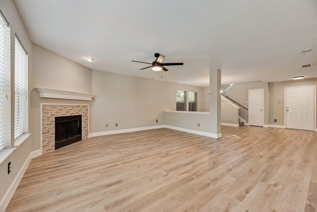 1316 Hunter Ln - Photo 7 of 40