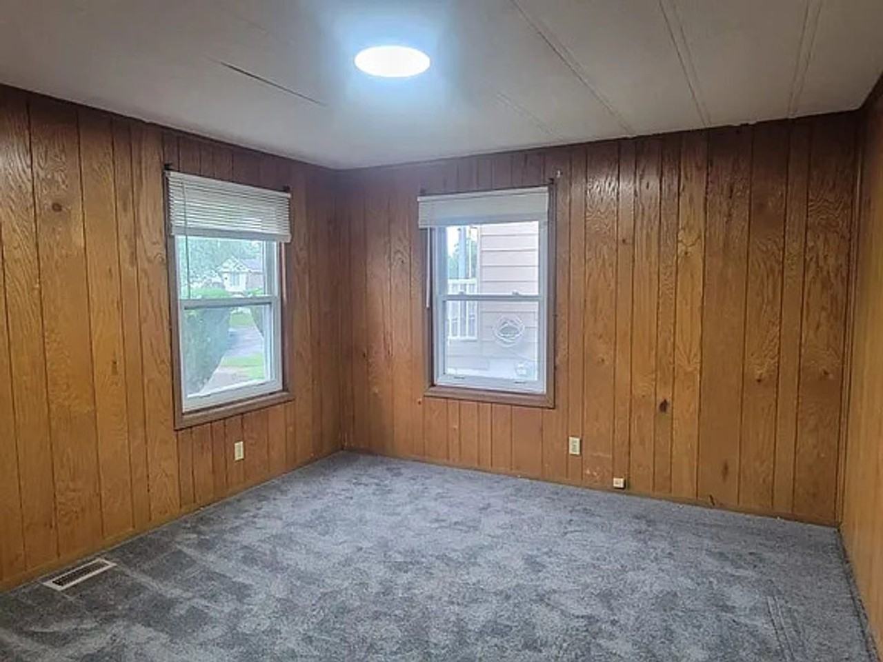 38 Earlmoor Blvd - Photo 2 of 16