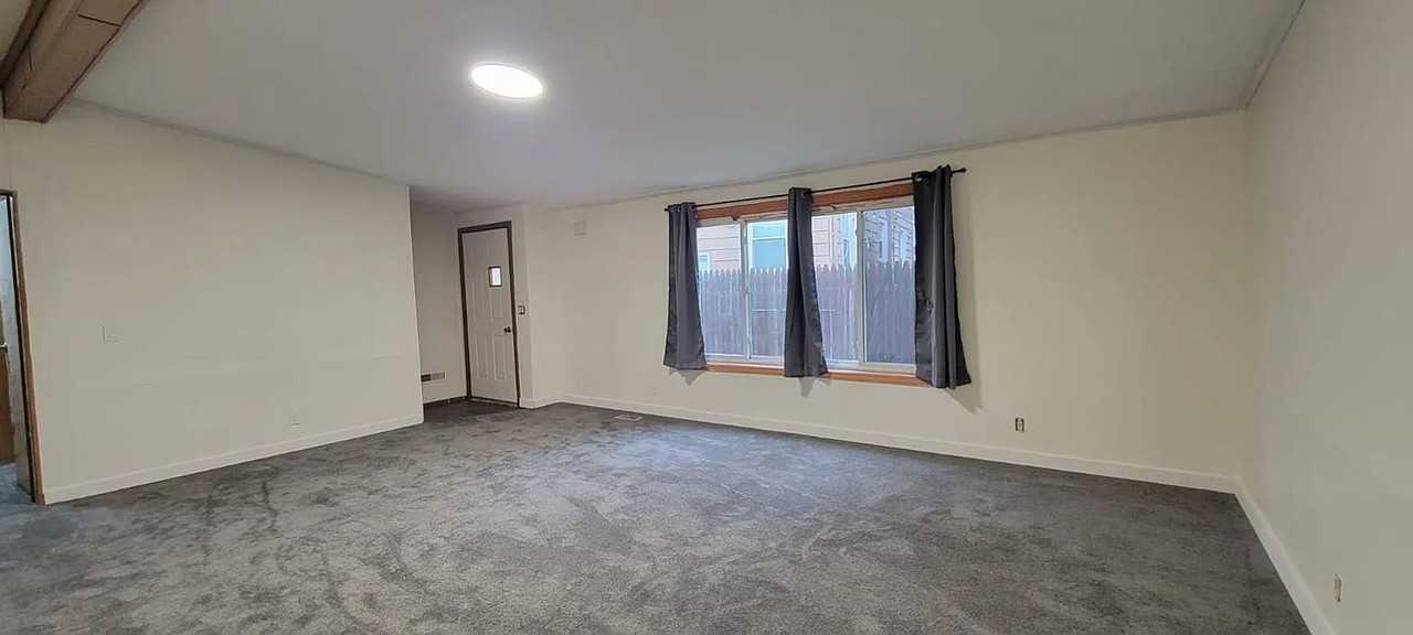 38 Earlmoor Blvd - Photo 5 of 16