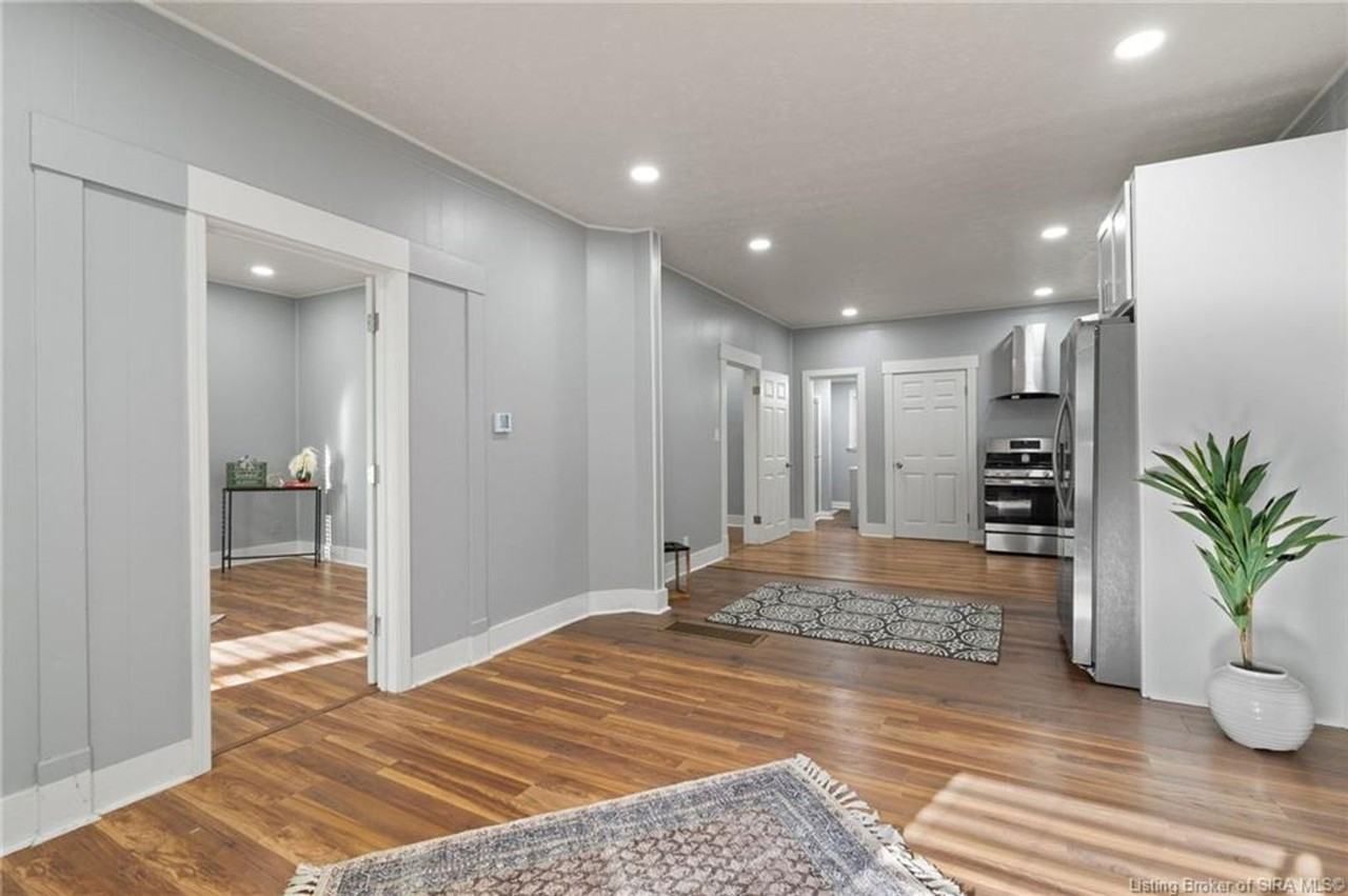 352 Kahl Ct - Photo 5 of 9