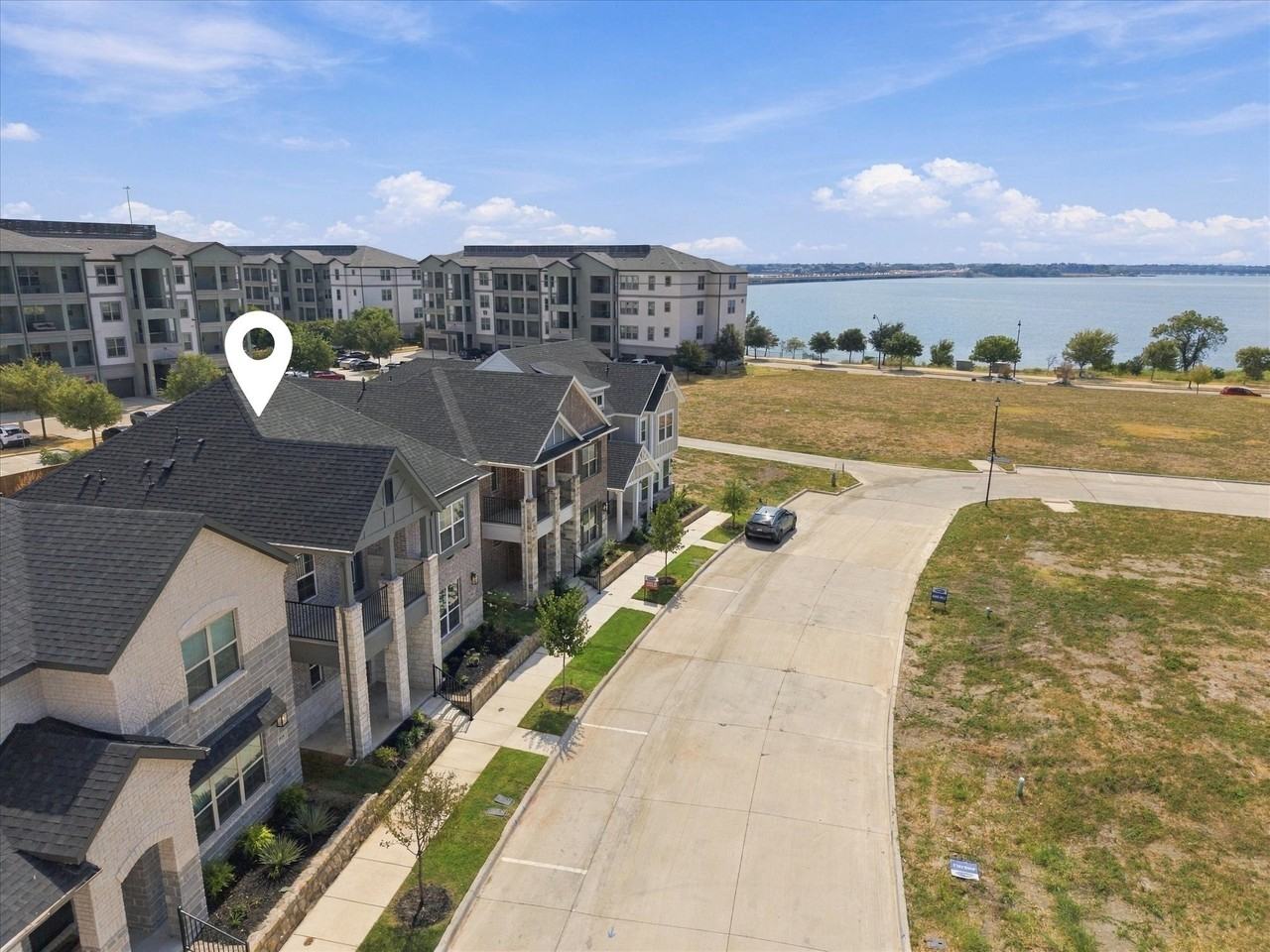 1814 Waterwalk Dr - Photo 2 of 35