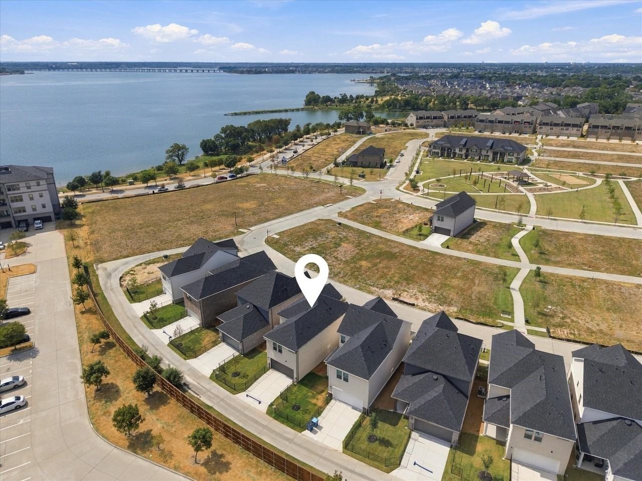 1814 Waterwalk Dr - Photo 3 of 35