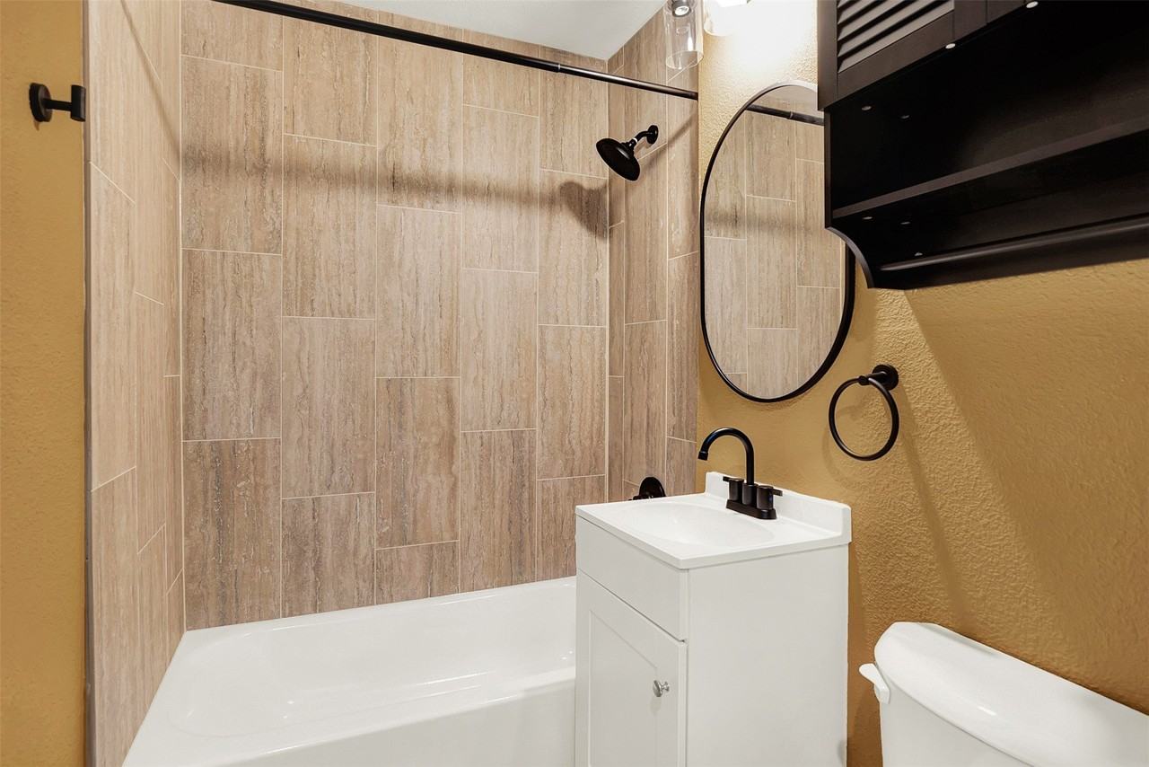 306 Hilltop Ave #A - Photo 6 of 21