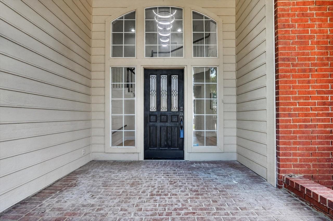 2687 Creekside Way - Photo 4 of 40