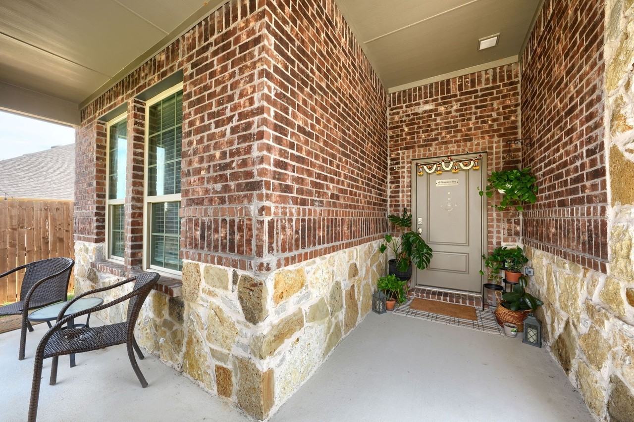10922 Autry Ridge Ln - Photo 3 of 39