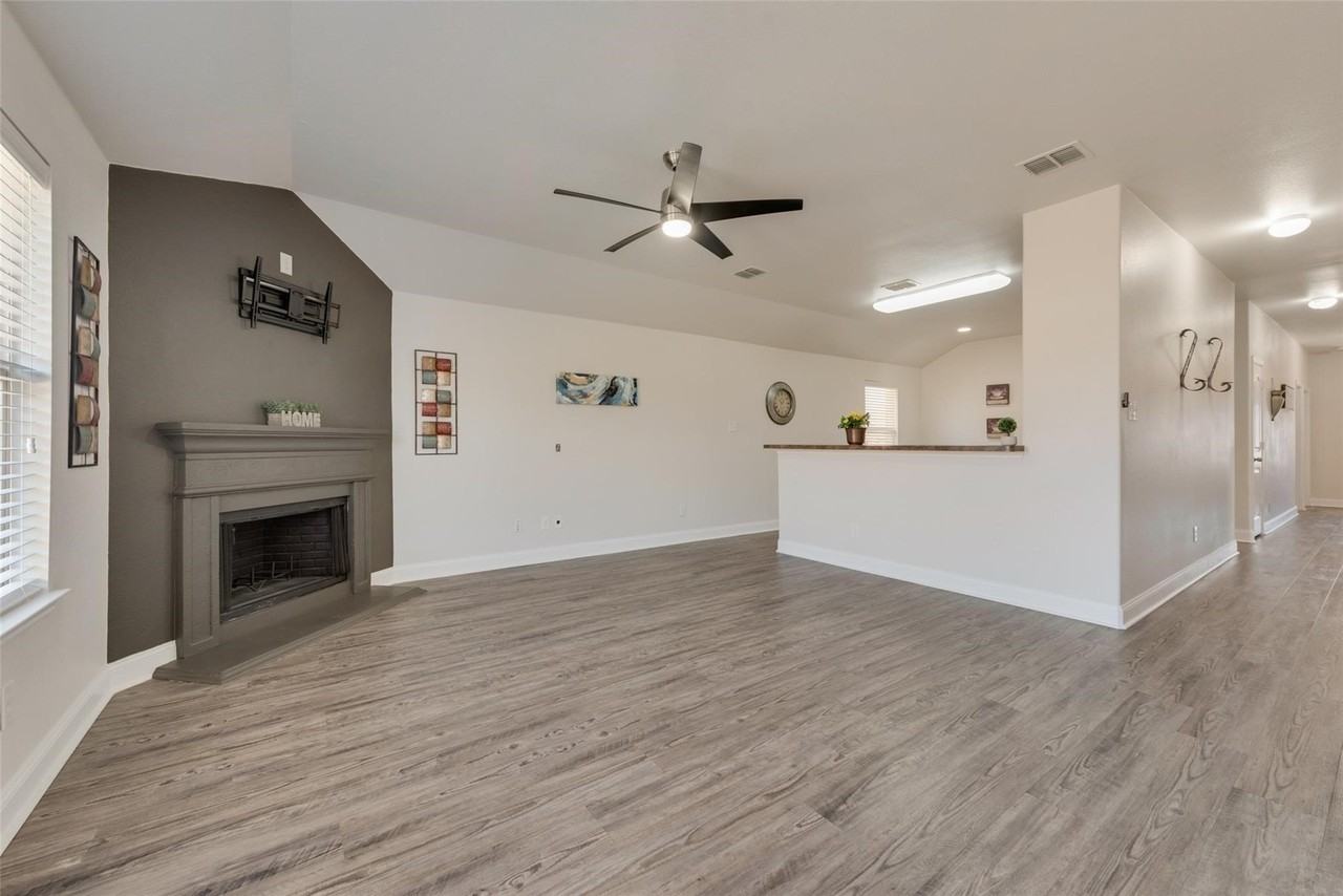 12310 Orloff Dr - Photo 3 of 15