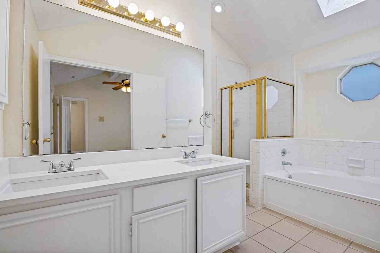 2230 Cedarwood Dr - Photo 7 of 12