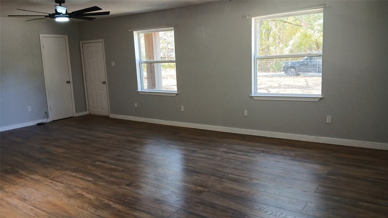 630 Cedarcrest Dr - Photo 5 of 19