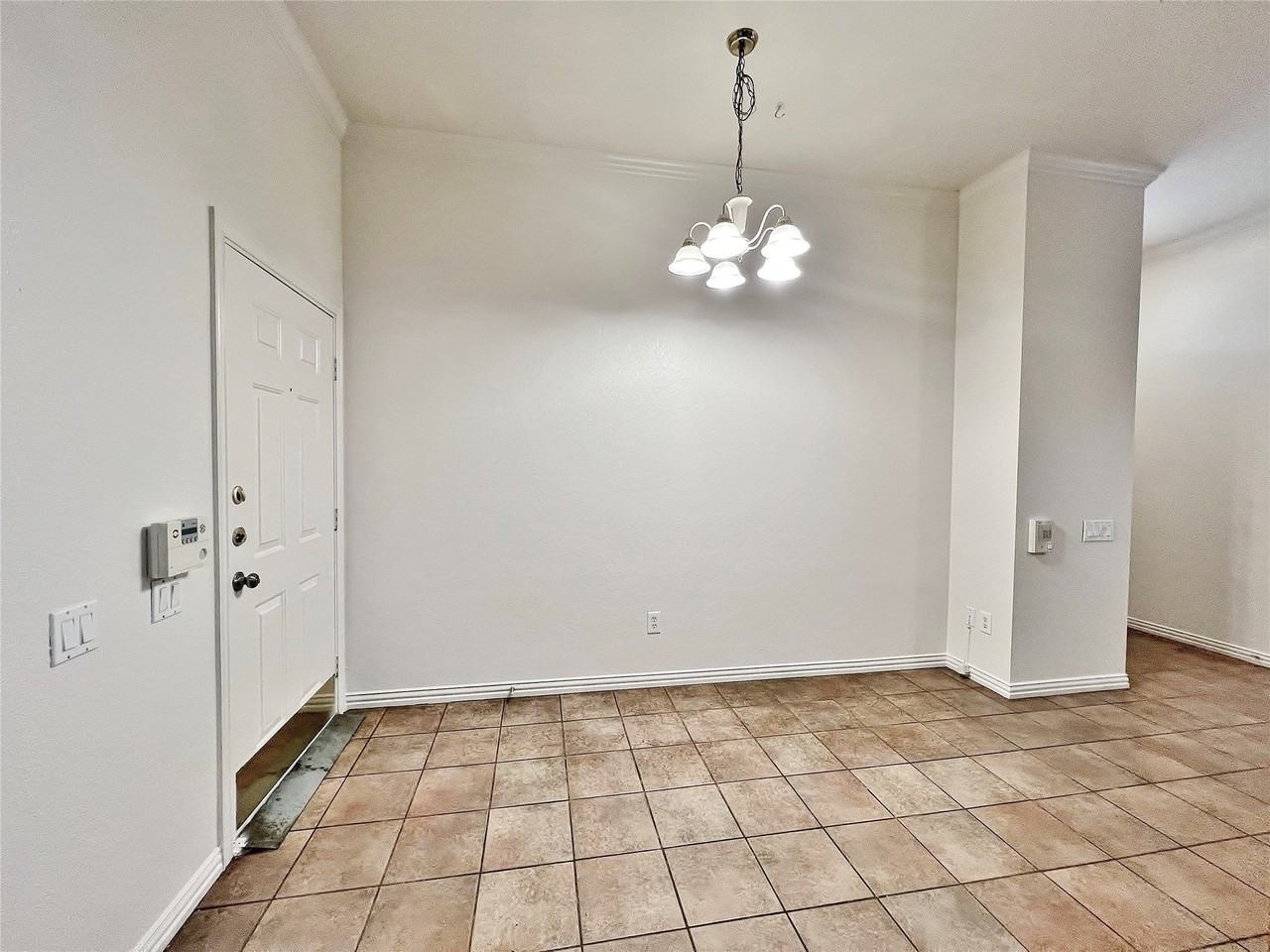5131 Trail Dust Ln - Photo 6 of 17