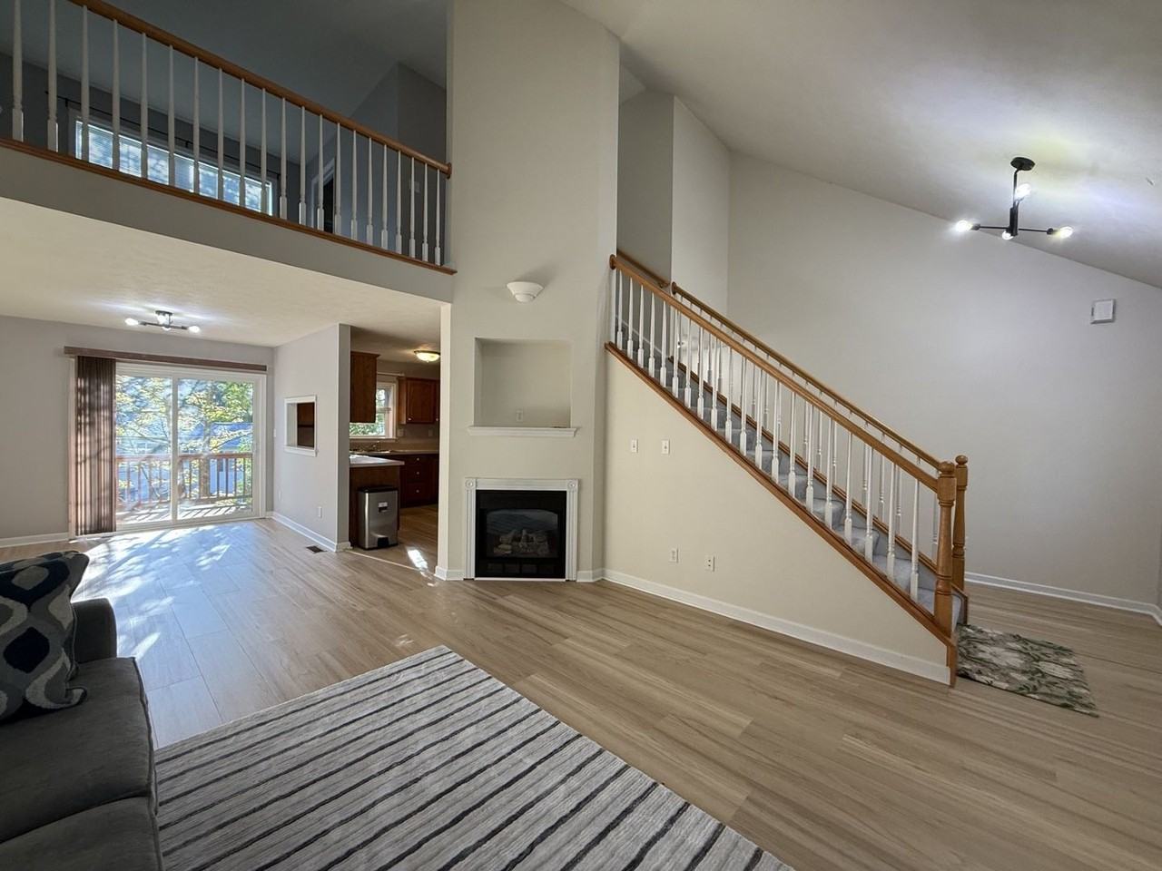210 Amblewood Way - Photo 7 of 24