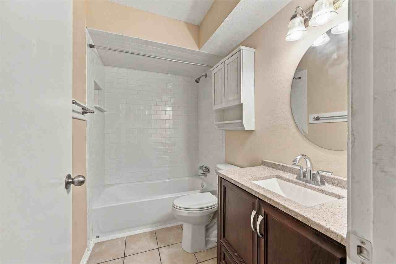 403 N 7th St #D - Photo 6 of 15