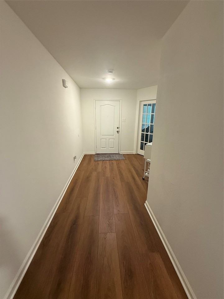 2034 Kings Forest Dr - Photo 4 of 14