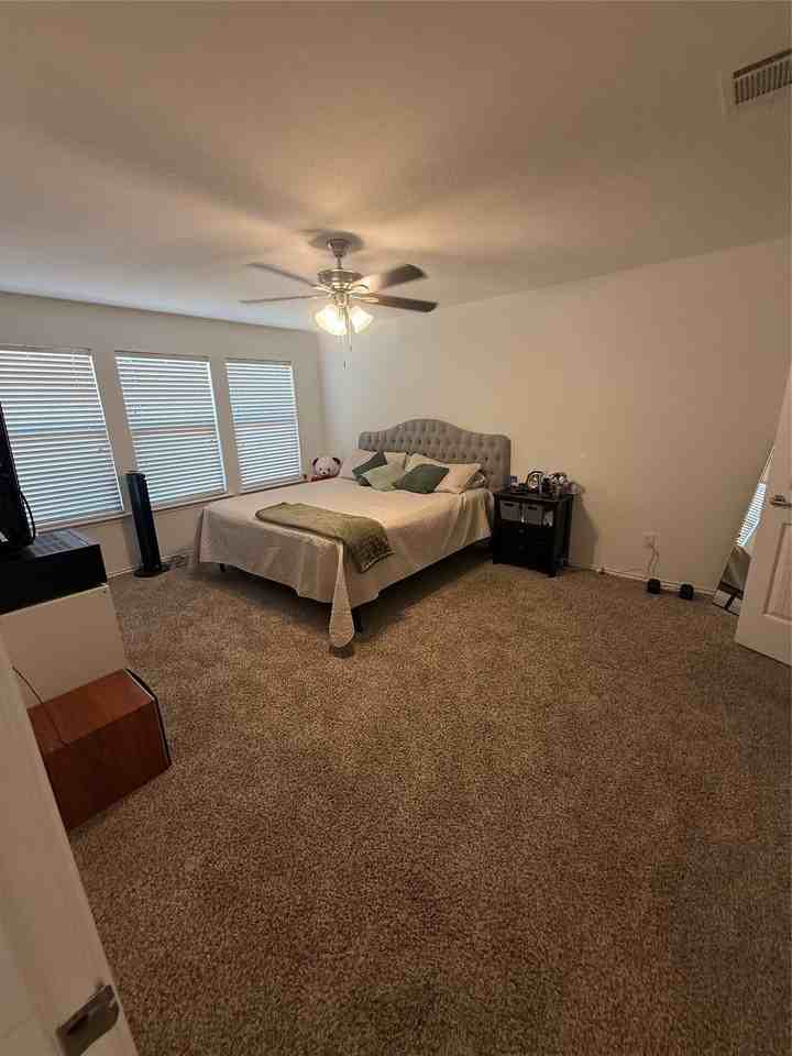 2034 Kings Forest Dr - Photo 7 of 14