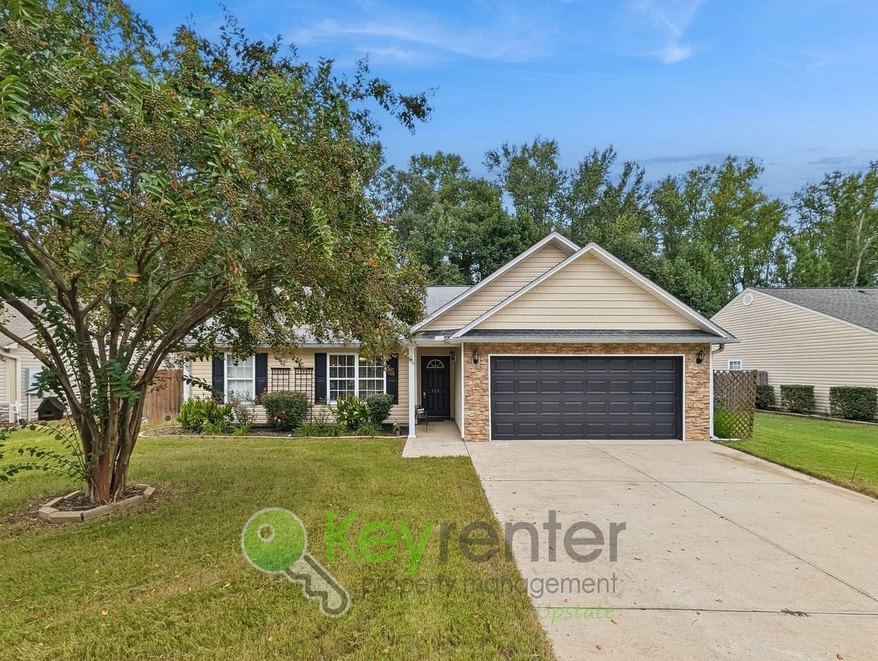 725 Fountainbrook Ln - Photo 2 of 20