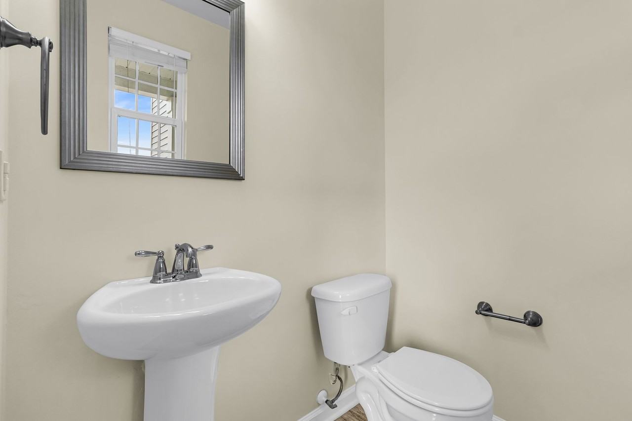 143 Stoney Creek Way - Photo 7 of 48