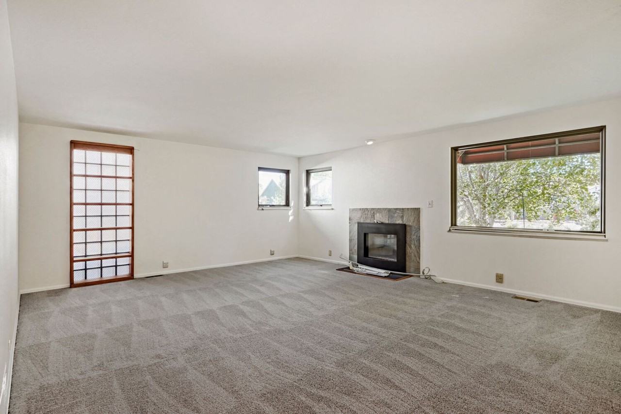 1241 Olive St - Photo 2 of 22