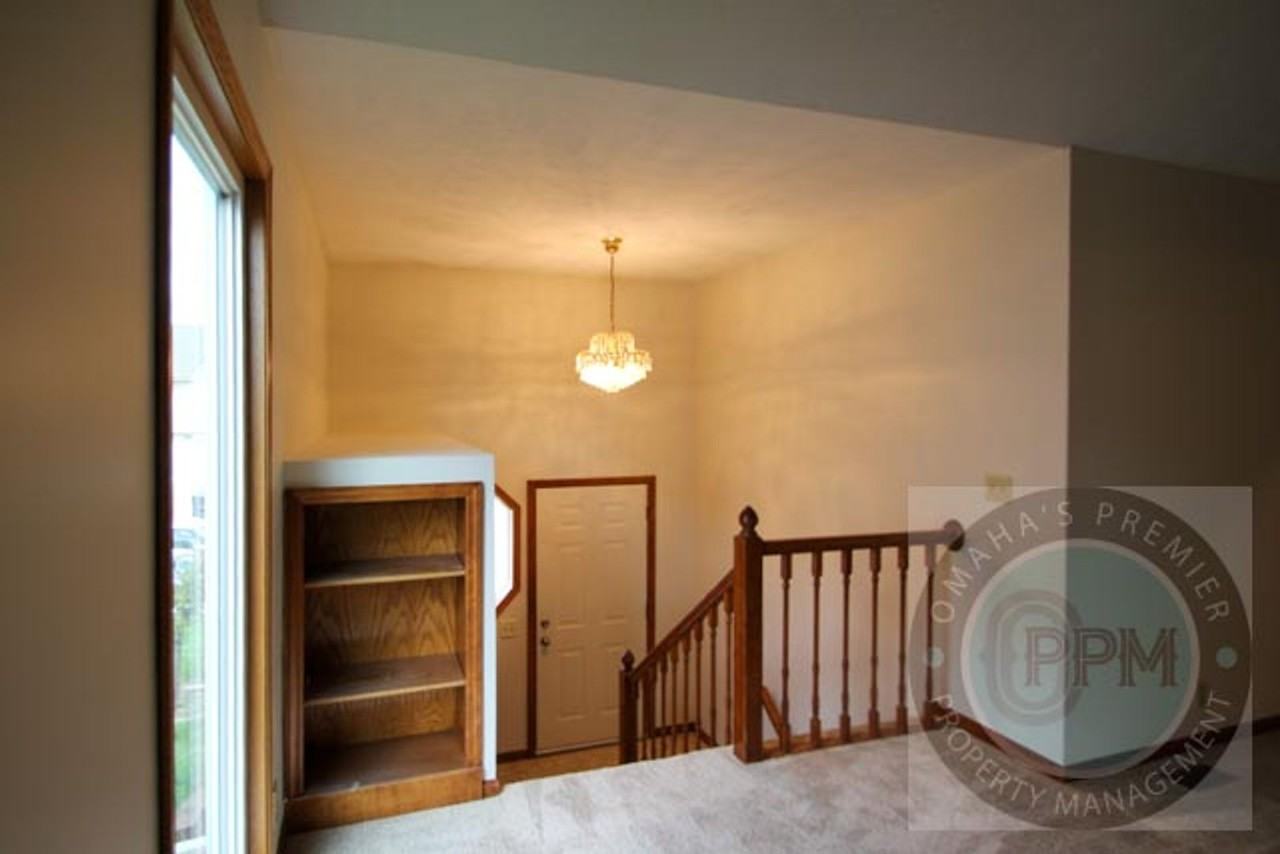 12079 Patrick Ave - Photo 4 of 23