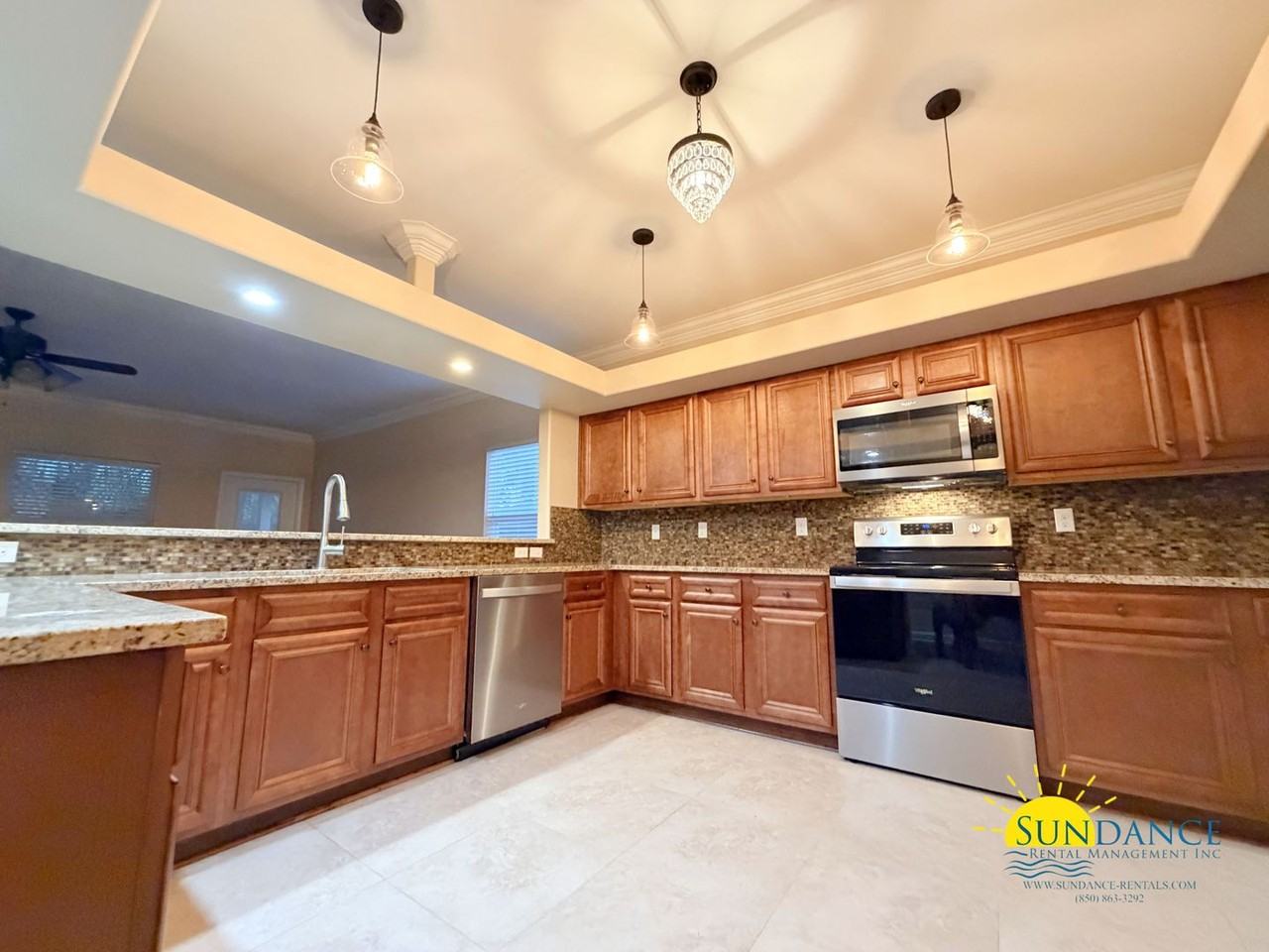 202 Alconese Ave Se - Photo 4 of 50