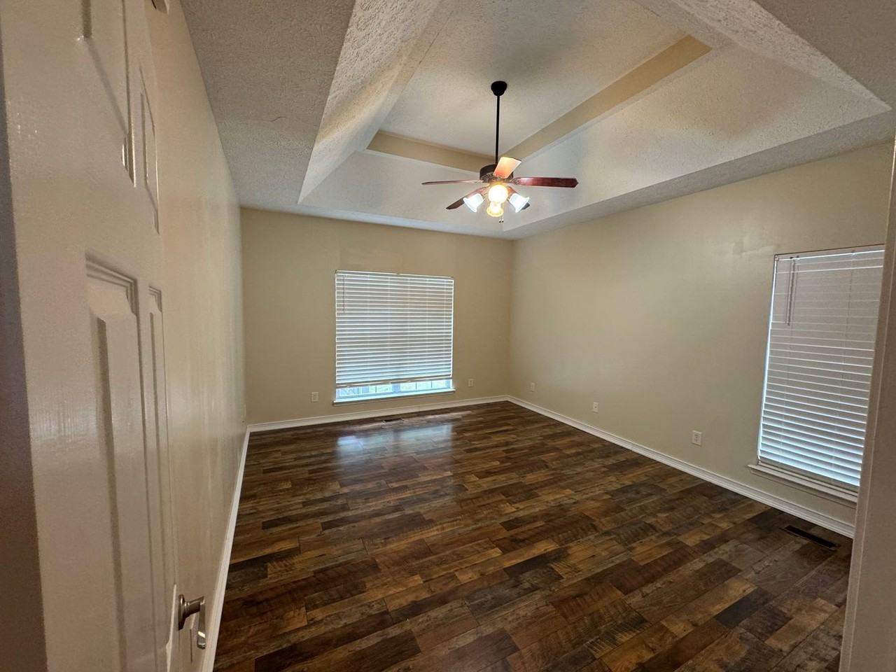 836 Ridgetop Dr - Photo 6 of 12